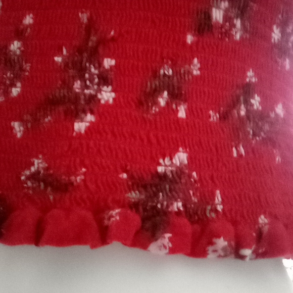 Red Floral Tube Crop Top - Picture 10 of 15